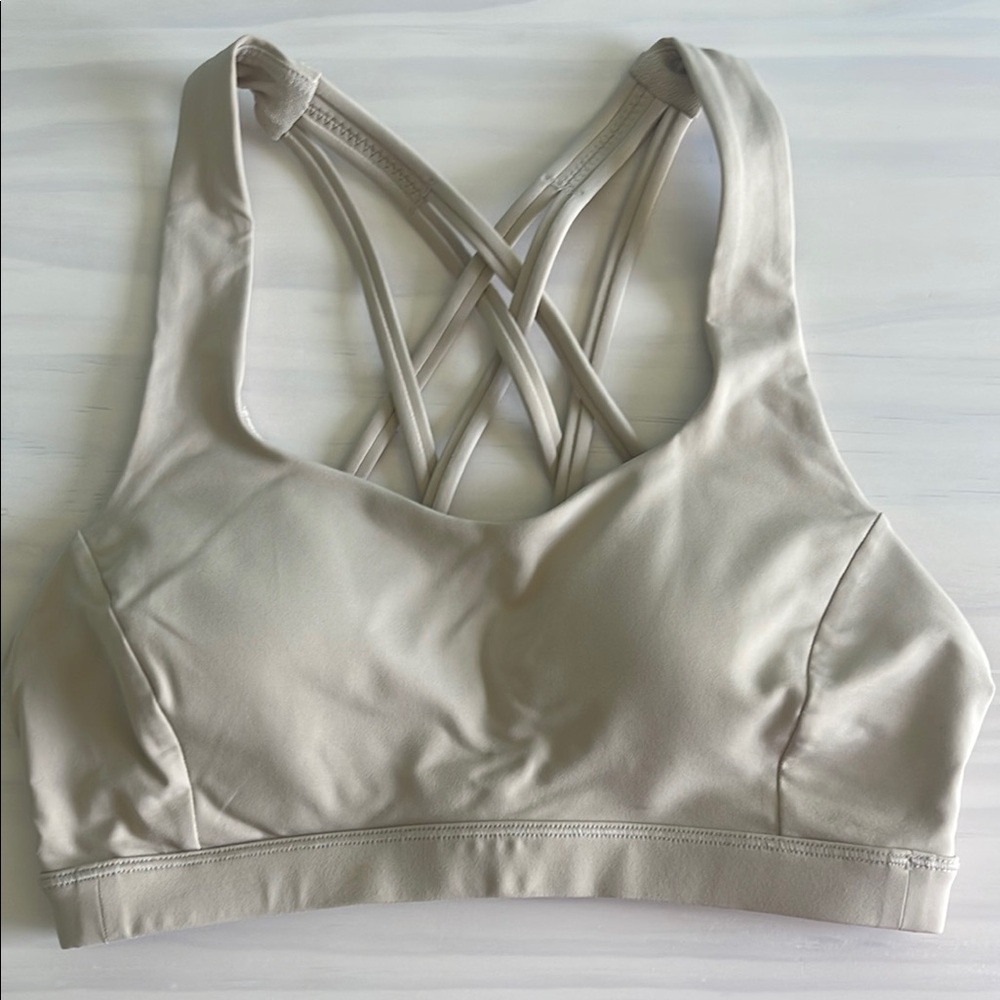 Lululemon Free To Be Serene Bra *size 4